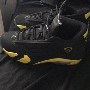 Jordan XIV “ Thunder color way